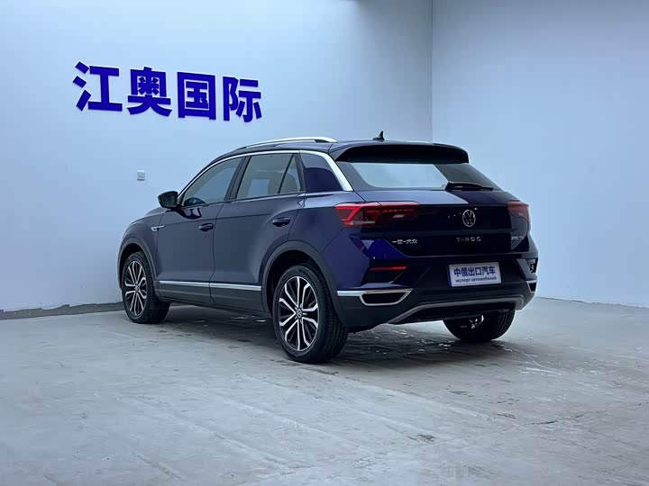 Фото 6 - Volkswagen T-Roc