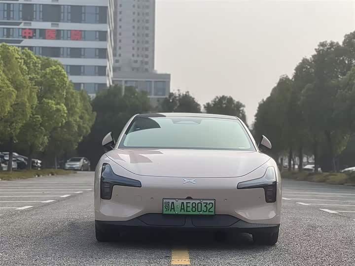 Фото 2 - XPeng Mona M03