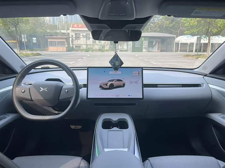 Фото 7 - XPeng Mona M03