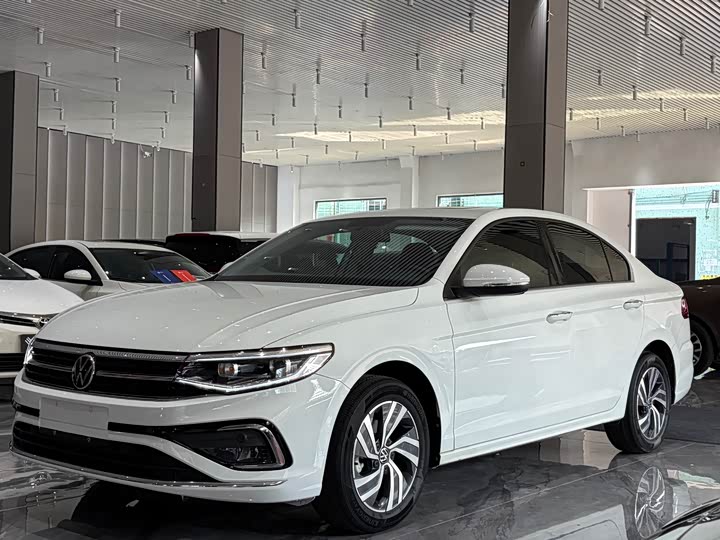 Фото 2 - Volkswagen Bora