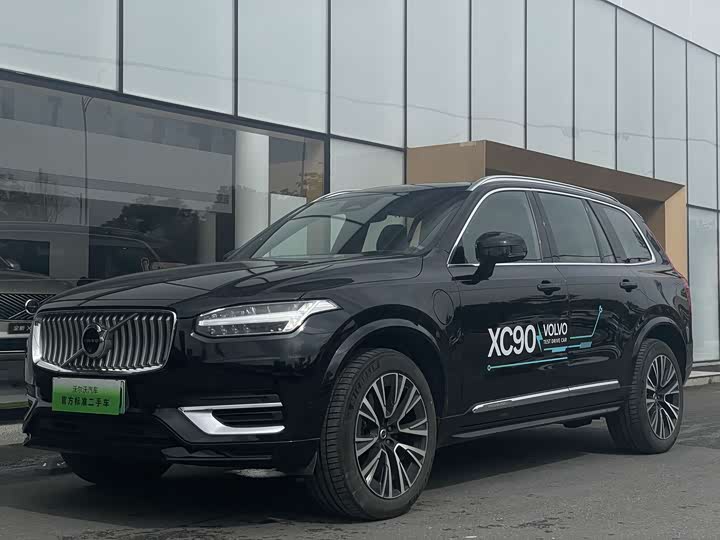 Фото 1 - Volvo XC90 Hybrid