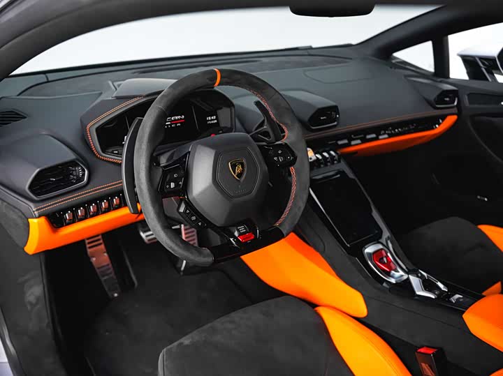 Фото 7 - Lamborghini Huracán
