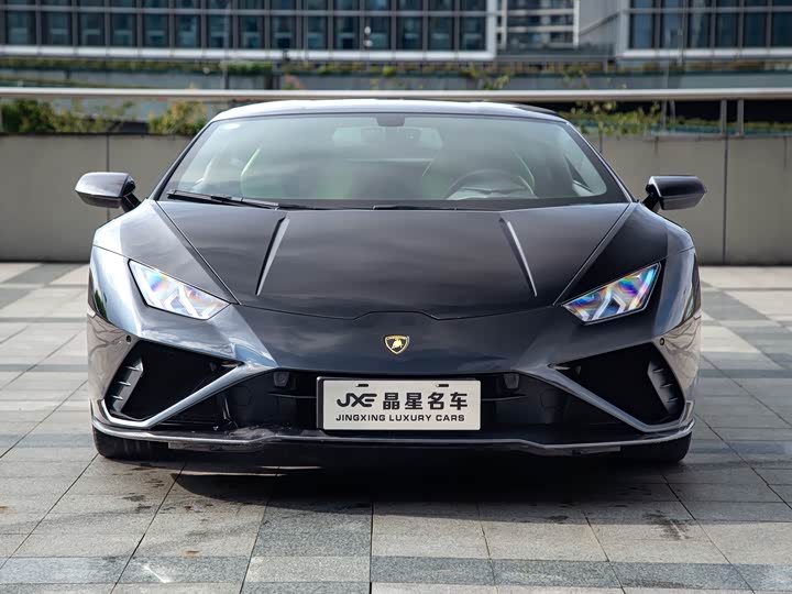 Фото 2 - Lamborghini Huracán