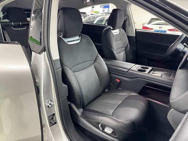 Фото 9 - XPeng G6