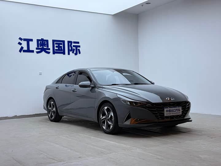 Фото 3 - Hyundai Elantra N line