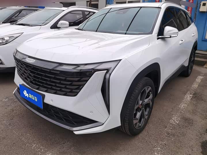 Фото 1 - Geely Atlas L