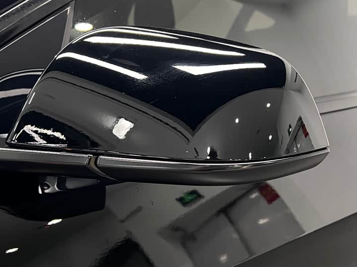 Фото 9 - Tesla Model 3