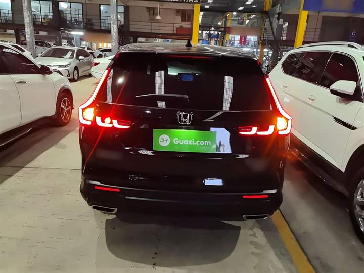 Фото 6 - Honda CR-V