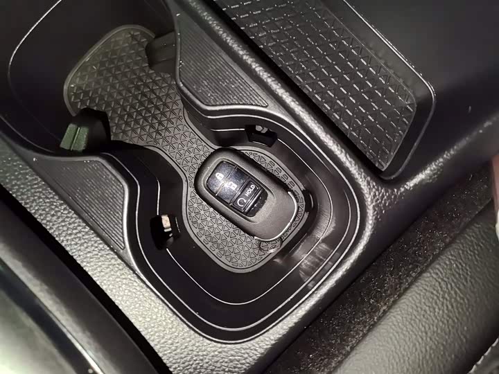 Фото 9 - Honda CR-V