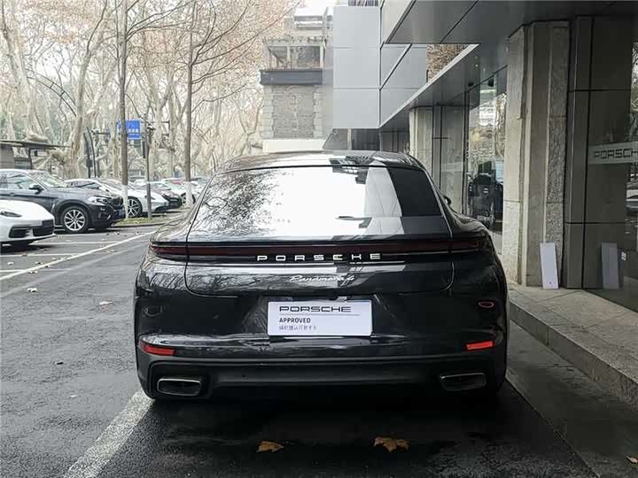 Фото 6 - Porsche Panamera