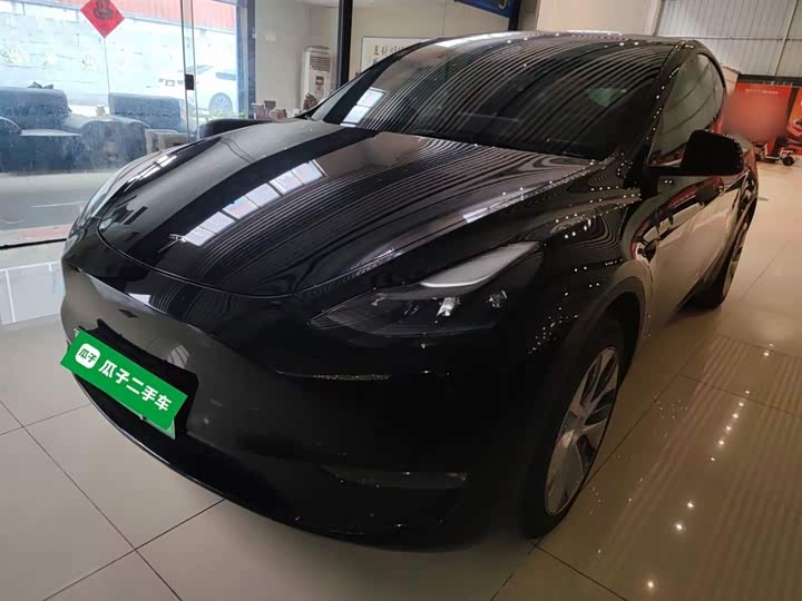 Фото 1 - Tesla Model Y