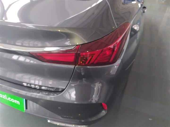 Фото 8 - Changan Eado Plus