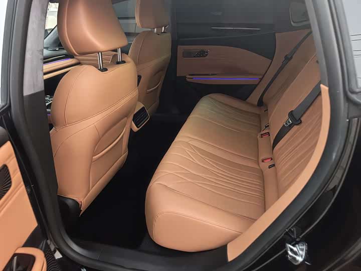 Фото 6 - Geely Galaxy Starshine 8 EM-i