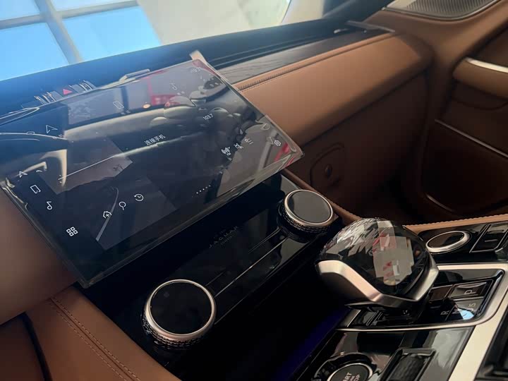 Фото 8 - Jaguar XF L