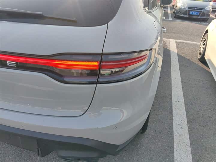 Фото 8 - Porsche Macan