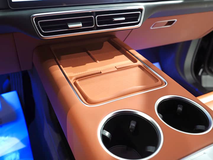 Фото 9 - LiXiang L9