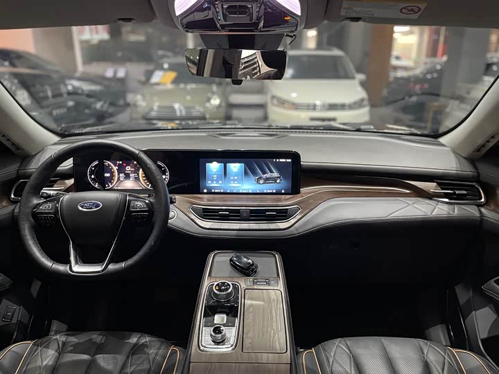 Фото 6 - Ford Equator