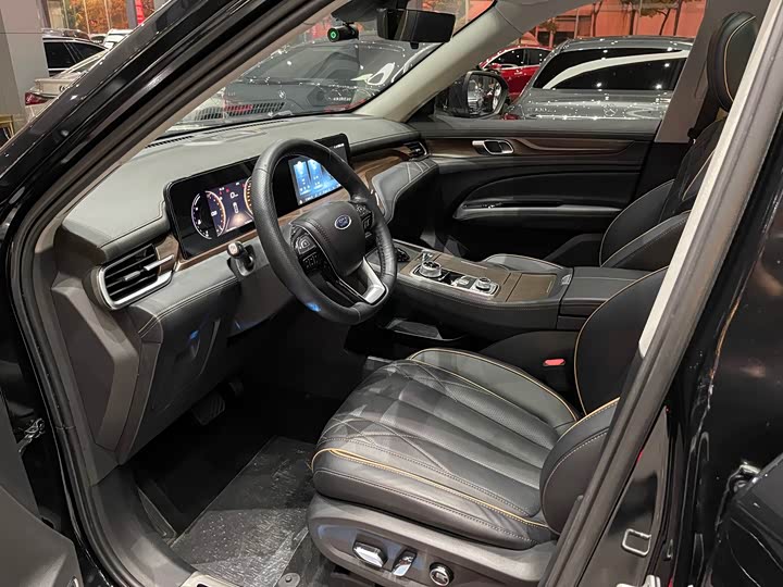 Фото 7 - Ford Equator