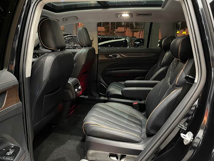 Фото 9 - Ford Equator