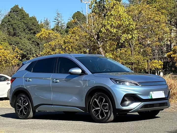 Фото 3 - BYD Yuan Plus