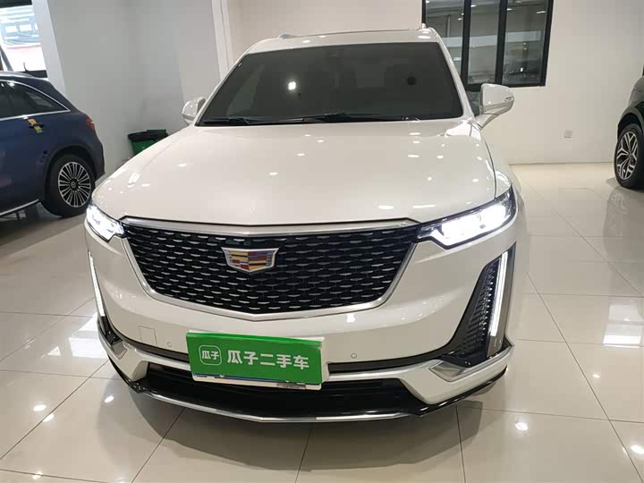 Фото 3 - Cadillac XT6
