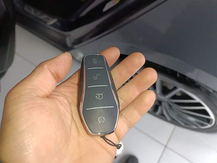 Фото 9 - BYD Han