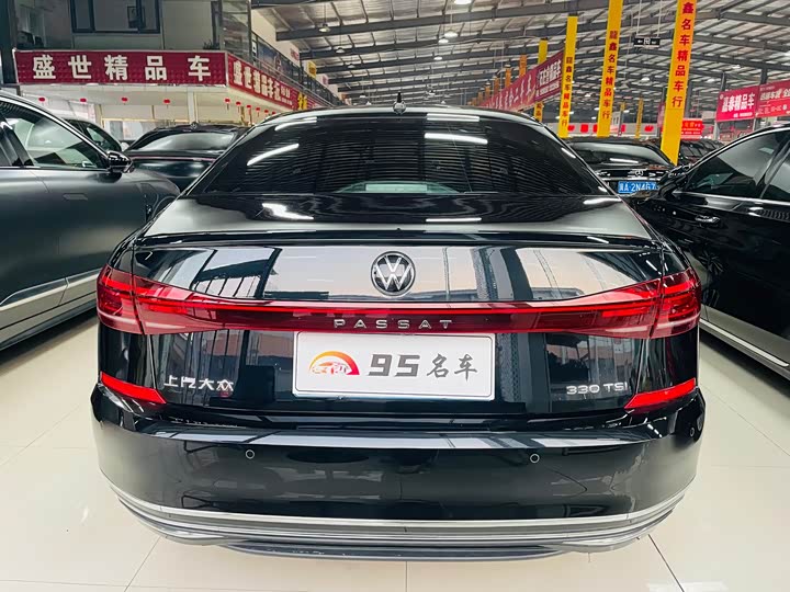 Фото 5 - Volkswagen Passat