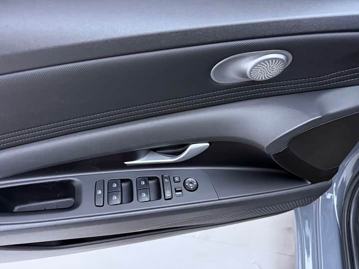 Фото 7 - Hyundai Elantra N line