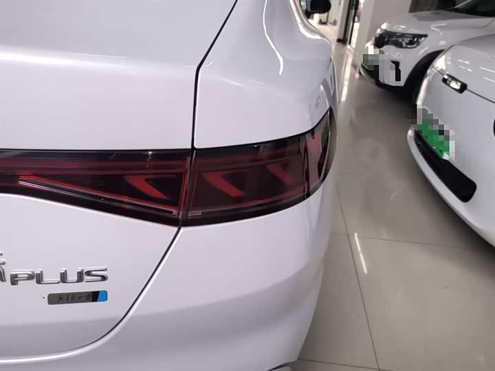 Фото 8 - BYD Qin Plus