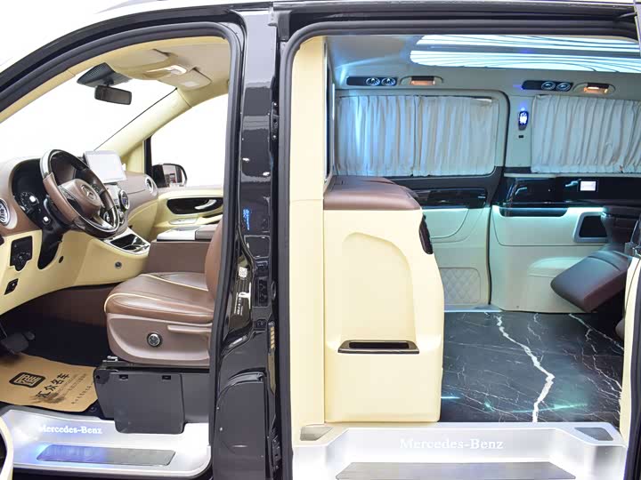 Фото 6 - Mercedes-Benz Vito