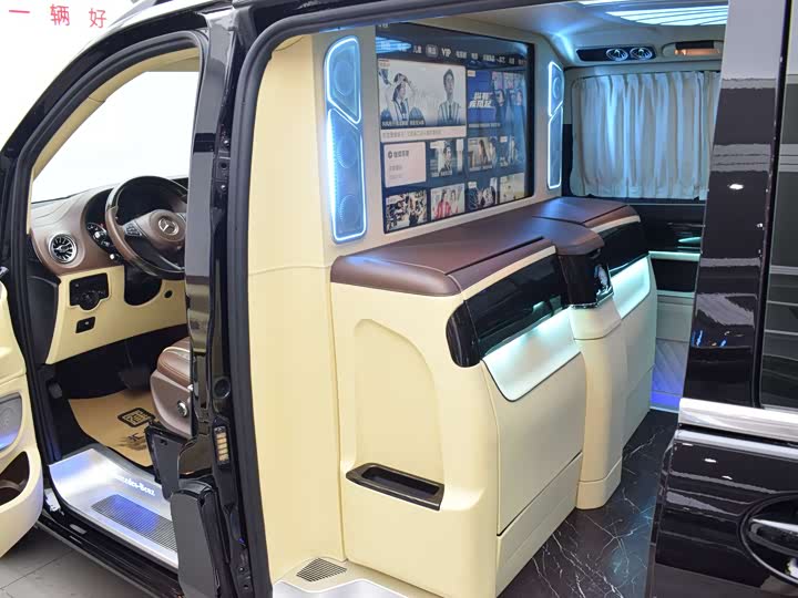 Фото 7 - Mercedes-Benz Vito