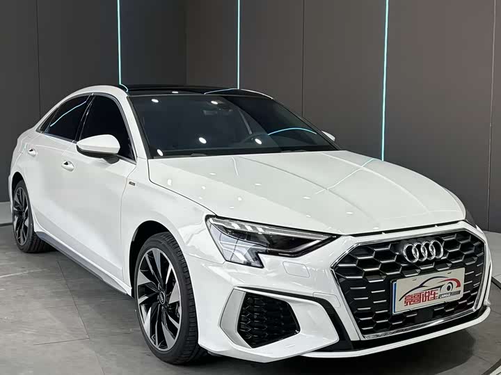 Фото 3 - Audi A3