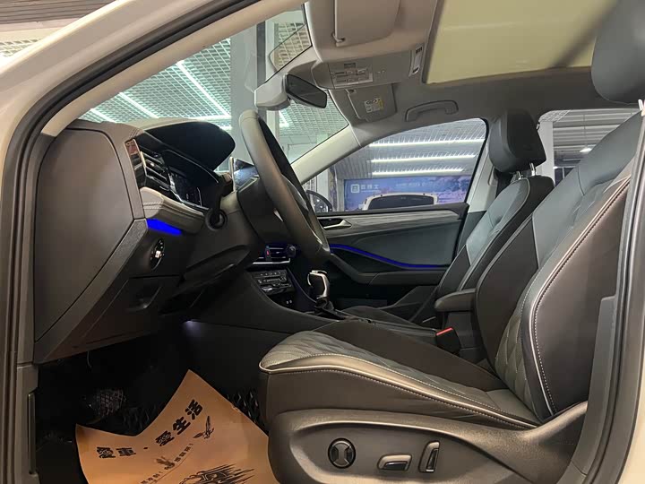 Фото 4 - Volkswagen Sagitar L