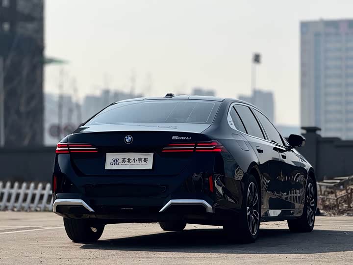 Фото 5 - BMW 5 Series