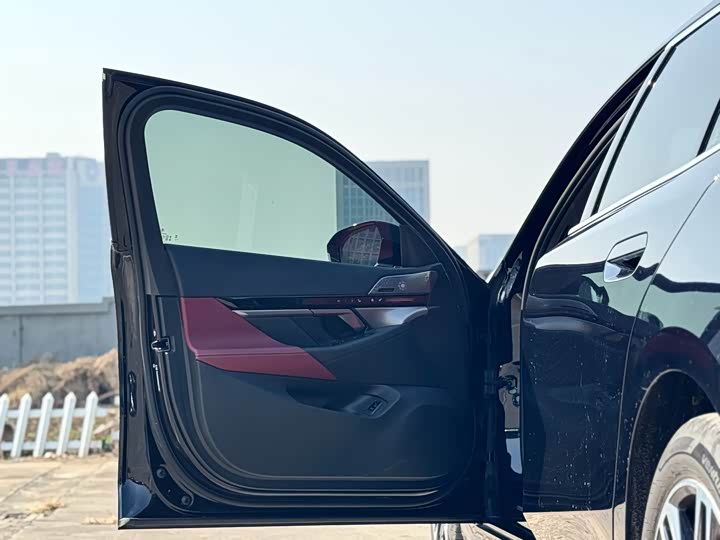 Фото 6 - BMW 5 Series