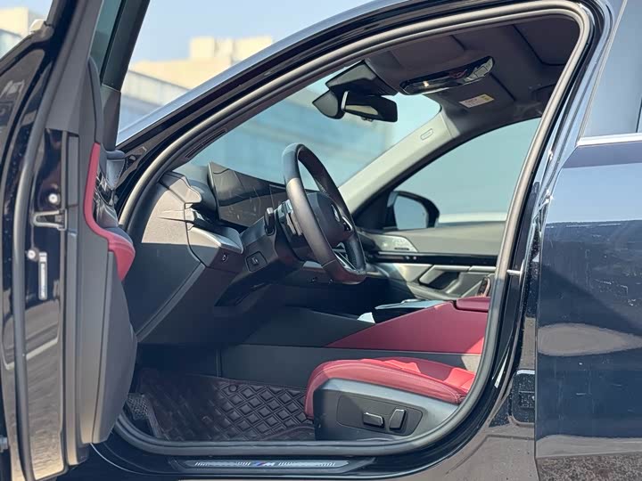 Фото 7 - BMW 5 Series