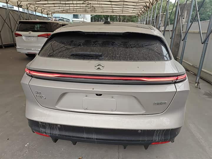 Фото 6 - Nio ET5T