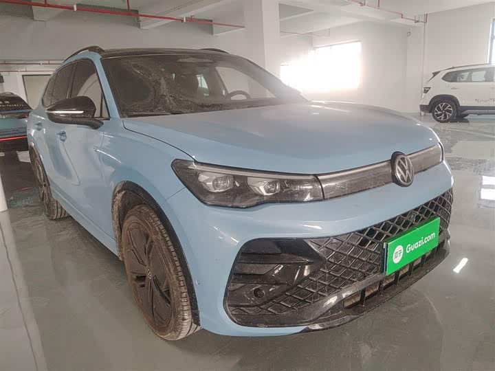 Фото 4 - Volkswagen Tiguan L Pro