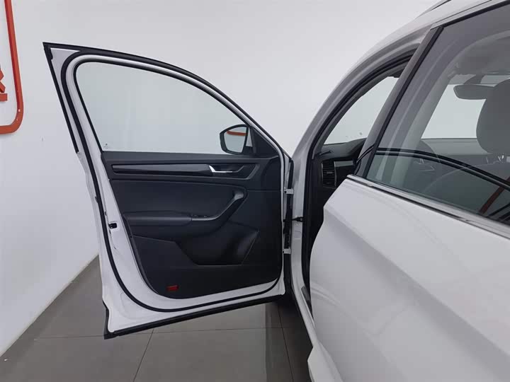 Фото 8 - Skoda Kodiaq