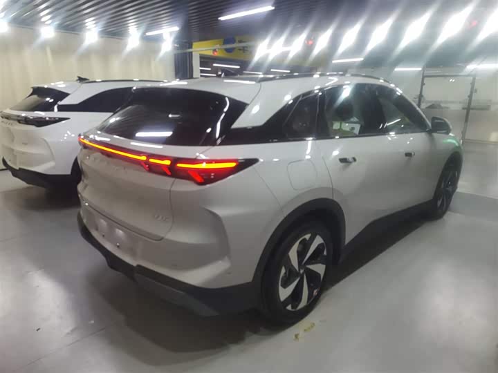 Фото 7 - BAIC Arcfox Alpha T5