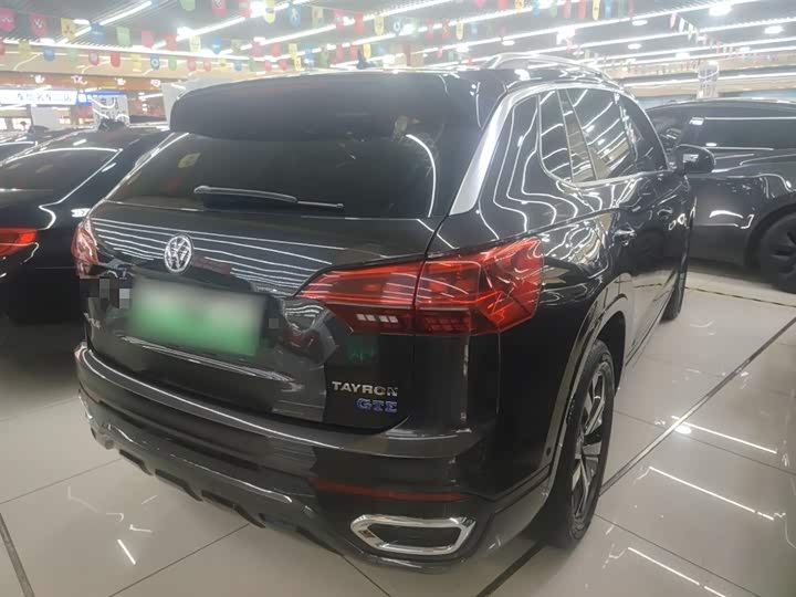 Фото 7 - Volkswagen Tayron GTE Hybrid