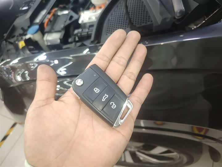 Фото 9 - Volkswagen Tayron GTE Hybrid