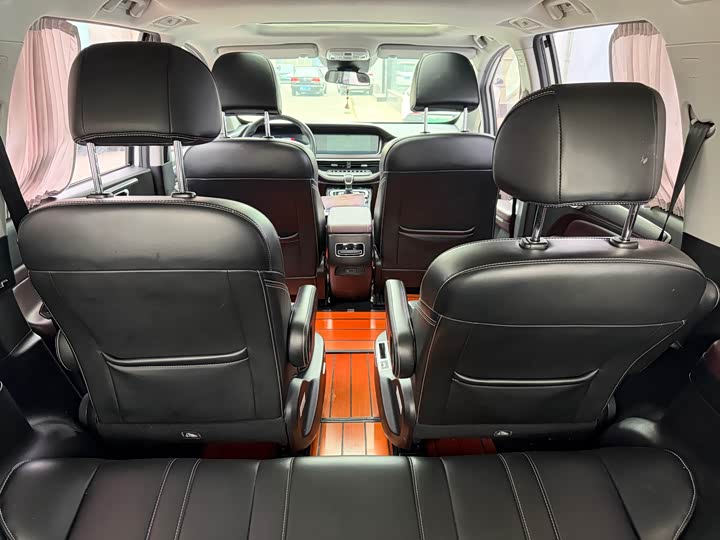 Фото 7 - GAC Trumpchi M6