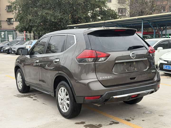 Фото 4 - Nissan X-Trail