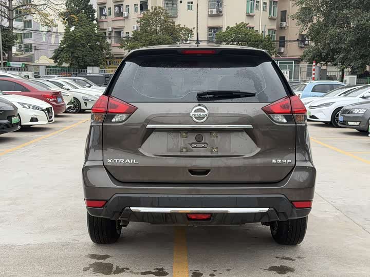 Фото 6 - Nissan X-Trail