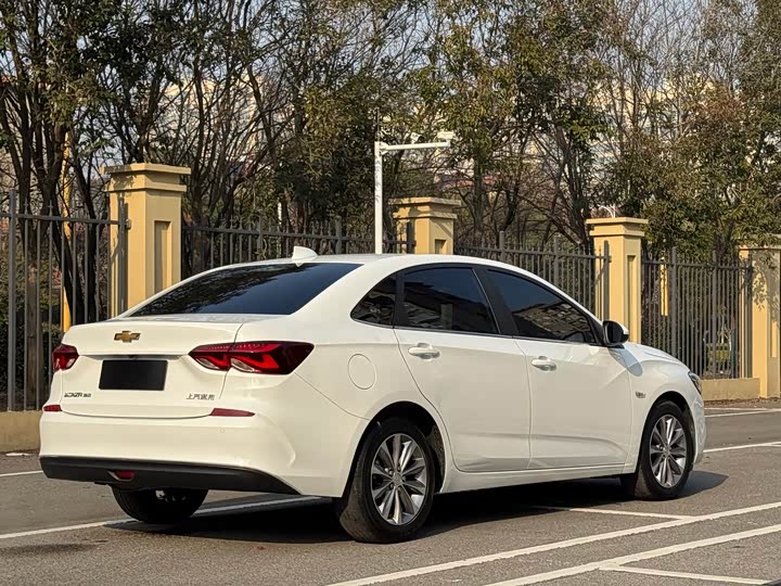 Фото 5 - Chevrolet Monza