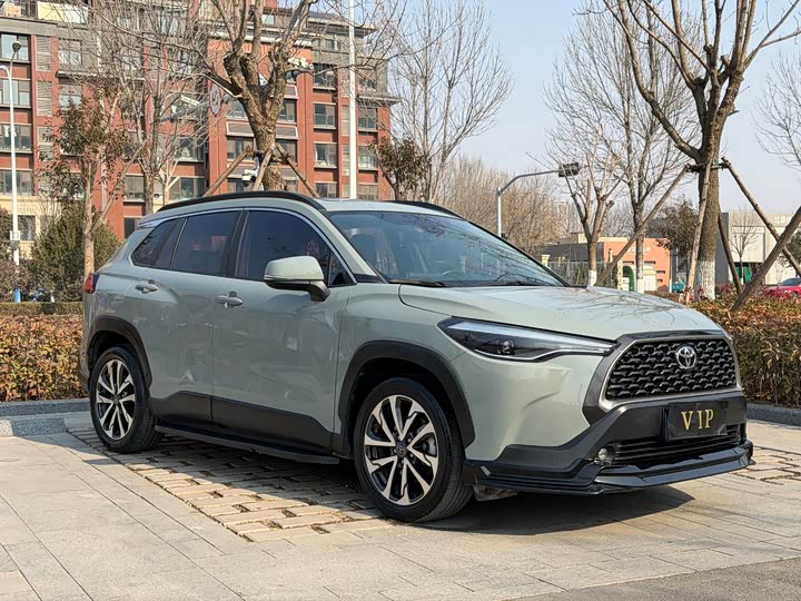 Фото 3 - Toyota Corolla Cross