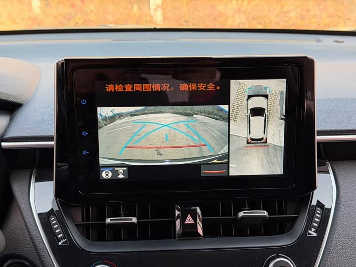 Фото 6 - Toyota Corolla Cross