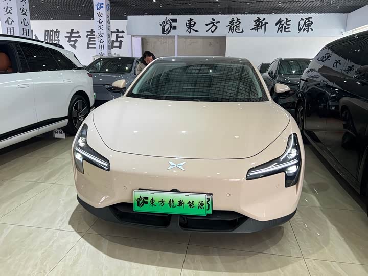 Фото 2 - XPeng Mona M03