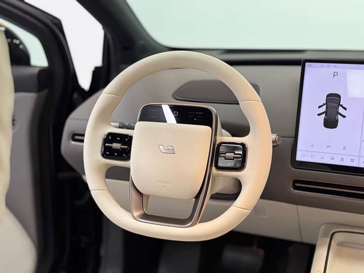 Фото 3 - LiXiang i6